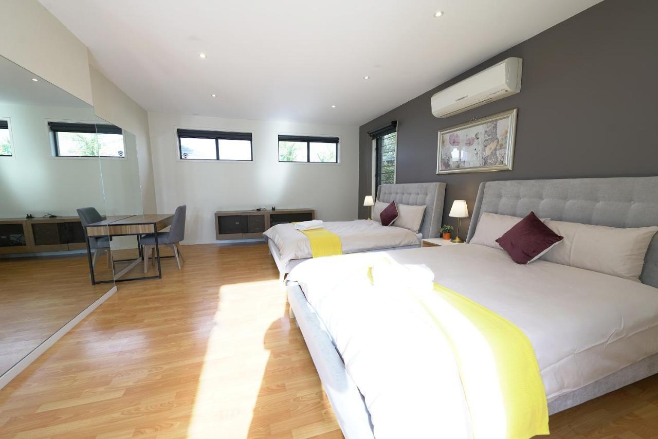 פוינט קוק Luxury 7Brm Entire House Lakeview Blackswans Wifi Bbq Resort מראה חיצוני תמונה